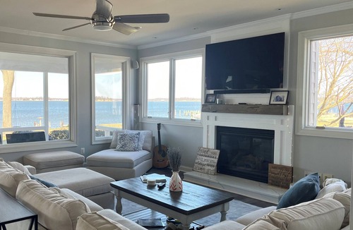 Arnold House | 6 bedroom waterfront home minutes from Downtown Annapolis! Pontoon and jet ski
