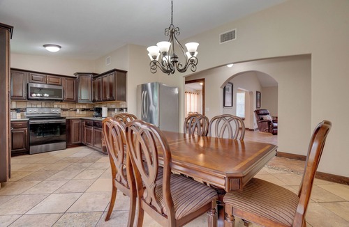 University Hills and Windsor Park House | 6 Mi to Dtwn: Austin Home w/2 Patios & Grill