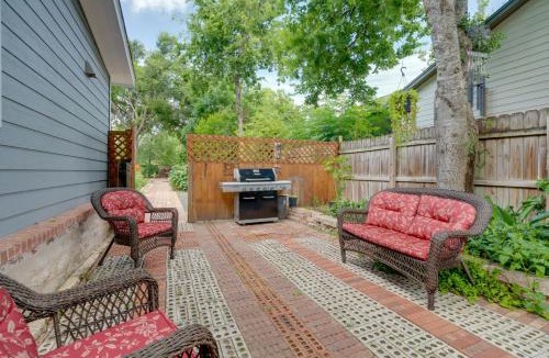 University Hills and Windsor Park House | 6 Mi to Dtwn: Austin Home w/2 Patios & Grill