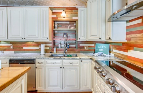 Myrtle Beach House | 6 Mi to Public Beach! Myrtle Beach Home w/Patio