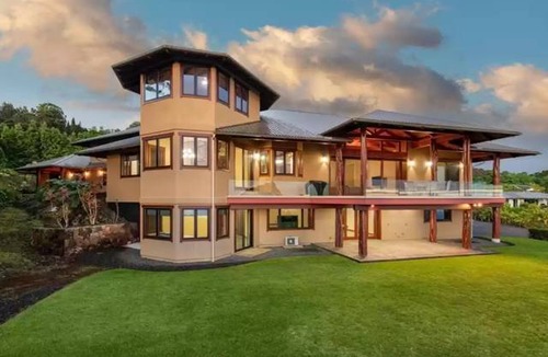 Historic Kailua Village House | 657 m² House ∙ 5 bedrooms ∙ 25 guests