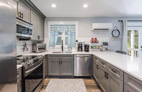 North Forest Beach Villa | 6B Gannet St.