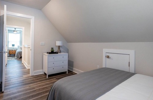 North University House | 6BRM Brand-New Gem Triplex