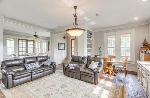 Irwinville House | 7 Mi to Downtown Fitzgerald: Spacious Home w/Deck