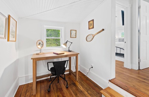 Fairview House | 7 Miles to DT AVL, Hot Tub, Mountain View, Fenced Yard, Pet-Friendly