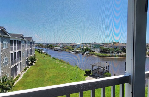 Carolina Yacht Landing Condo | 7 minutes from beach! Condo with amazing Intracoastal Waterway views
