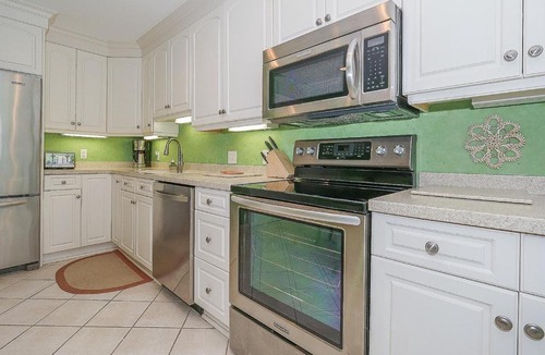 Beach Lagoon House | 7 Turtle Lane Club