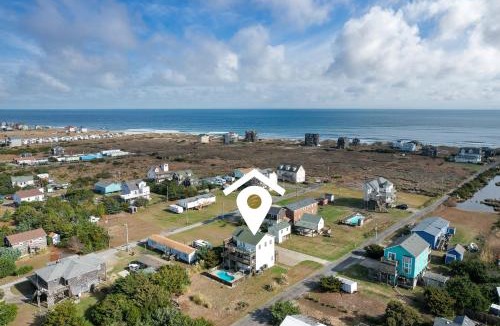 Rodanthe House | 7030 - Waves Against the Machine