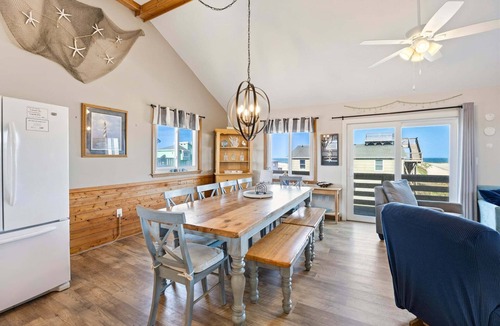 South Nags Head House | 7107 Intangible Bay * 1 Min Walk to the Beach