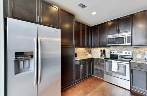 Waller Creek District Apartment | 74 m² Apartment ∙ 2 bedrooms ∙ 6 guests