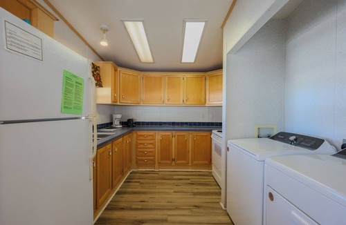 Myrtle Beach Cabin | 8102 Seascape Deluxe- Sleeps 8
