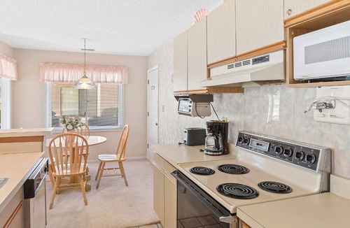 Sea Trail Condo | 8B Colony at Oyster Bay - Pet-friendly first level Two bedroom/two bath condo in Sunset Beach