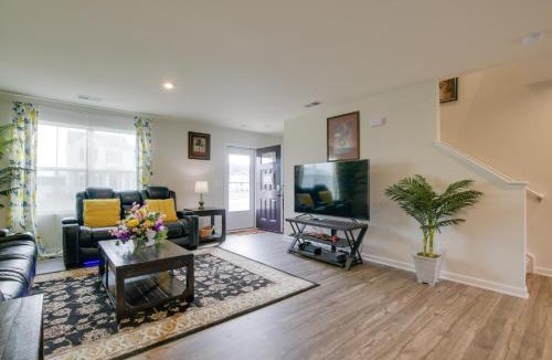 Durham House | 9 Mi to Duke University: Spacious Home w/Yard!