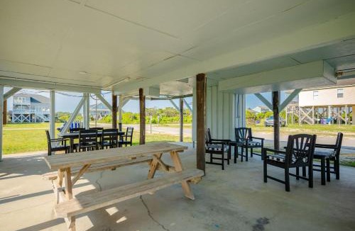 Long Beach House | A Beach Music Paradise by Oak Island Accommodations