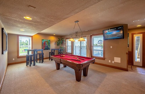 Wind Over Waves House | A Finer View - Fresh 6 Bedroom Semi-Soundfront Home in Salvo