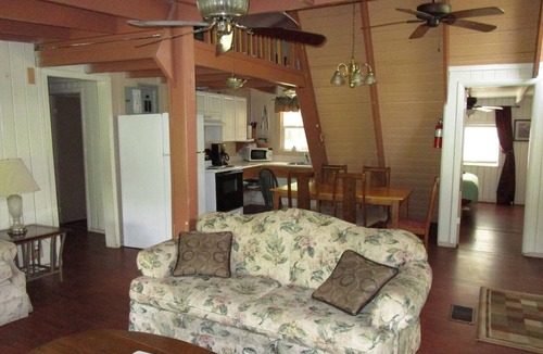 Mayo House | A-frame on the Suwannee River Rendezvous
