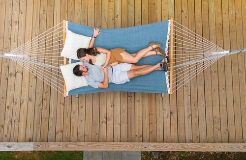 Gainesville Cabin | A-Frame w/Hot Tub, K beds +more!