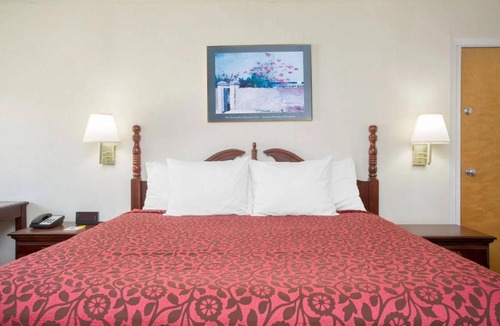 Milledgeville Hotel | A Red Dot Inn