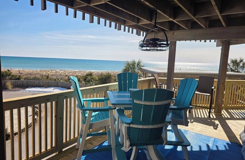 Emerald Isle Condo | “A Swell Life” 3 Bed/3 Bath, Oceanfront Condo, Unit 1105 Queens Court