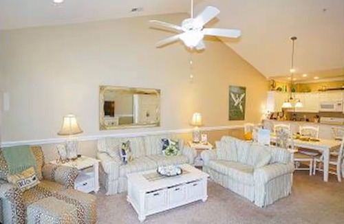 Garden City Condo | A Top Pick -Tupelo Bay- Charming 3-bed 2 bath Condo - Dog friendly