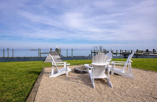 Lottsburg House | A True Serenity Coastal Waterfront Retreat — Potomac River meets Chesapeake Bay