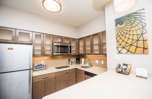 Humble Apartment | Accessible Studio Suite, 1 King with Tub