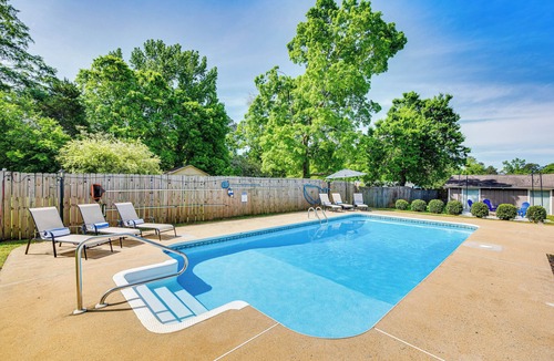 Acworth House | Acworth Oasis w/Pool, Hot Tub & Fire Pit!