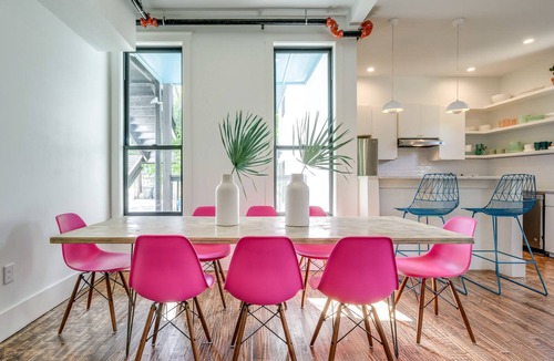 West End House | Adina Red, White & Black Suite with Capitol Views & Walkable Downtown Location
