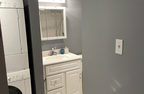 Hillsmere House | Adjacent to Quiet Waters Park and close to Eastport and Downtown Annapolis
