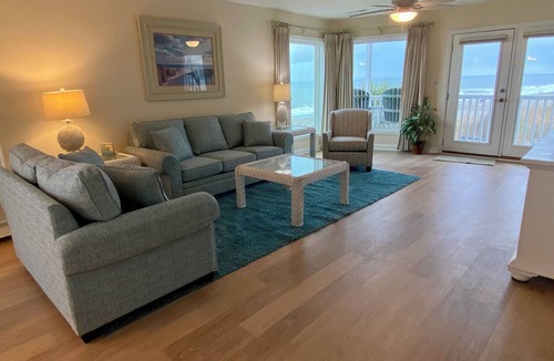 Surfside Beach Condo | Admiral's Quarters II #10 - Oceanfront in Surfside Beach