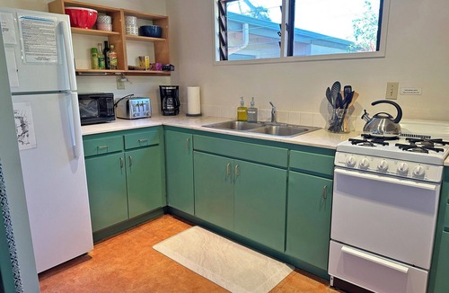 Kuau Cottage | Adorable cottage near small beach