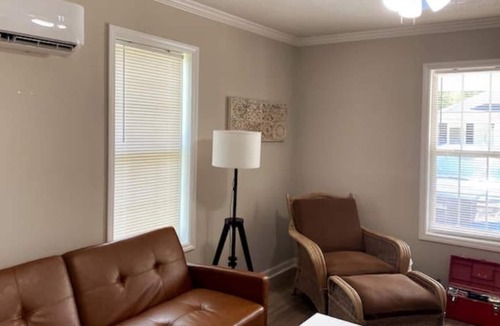Kannapolis House | Adorable Updated 1 Bedroom- Duplex Style Home