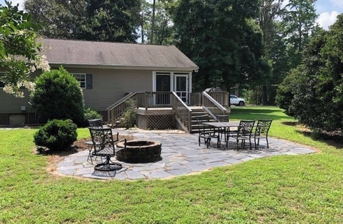 Deltaville House | Affordable Cottage!