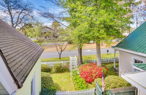 Aiken Apartment | Aiken Apt w/Garden-View Balcony: Half-Mi to Dtwn!