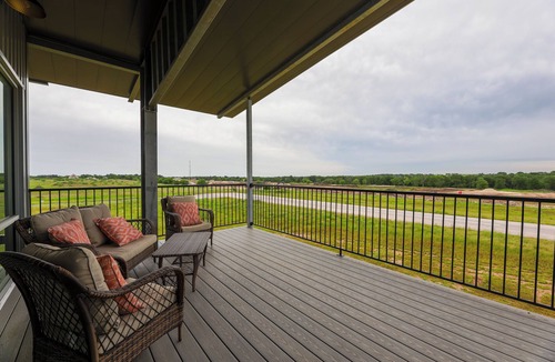 Salado Apartment | Airplane/Hanger 2 bedrooms 2 baths, with beautiful views and a runway.#1