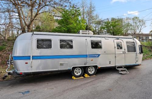 Asheville Resort | Airstream in Art's District