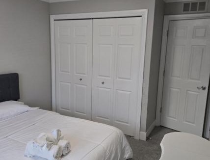 Sterling Heights Apartment | akl