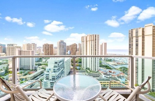 Ala Moana House | Ala Moana Hotel @24FL R3 Studio - Ocean View 2Beds/4person