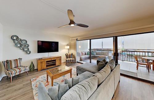 Historic Kailua Village Apartment | Alii Villas 307
