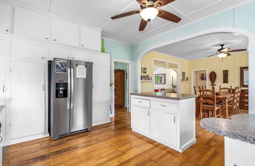 Kuau House | Aloha Charm on Maui's North Shore - Right by Mama's Beach.
