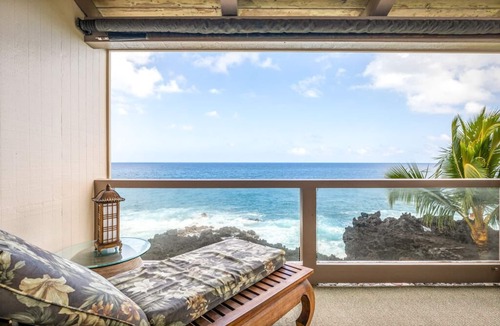 Kahaluu Bay Condo | Aloha Condos, Keauhou Kona Surf and Racquet Club, Condo 1-301, Oceanfront, AC