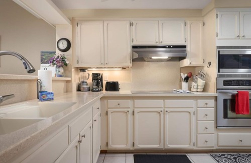 Kahaluu-Keauhou Condo | Aloha Condos, Kona Coast Resort, Condo 5-102, Fairway Front, AC