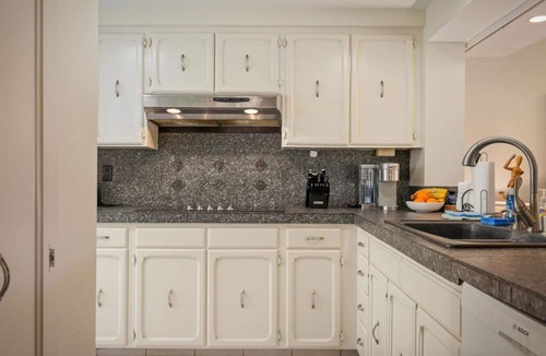 Kahaluu-Keauhou Condo | Aloha Condos, Kona Coast Resort, Townhome 7-106, Ocean View, AC