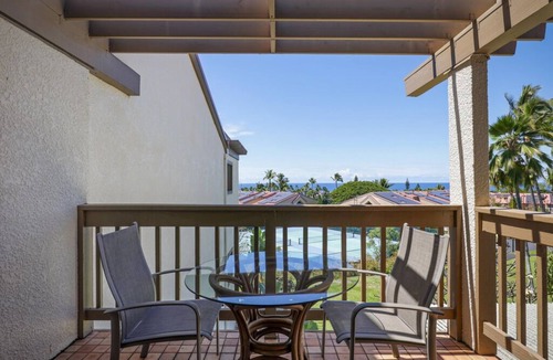 Kahaluu-Keauhou Condo | Aloha Condos, Kona Coast Resort, Townhome 7-106, Ocean View, AC