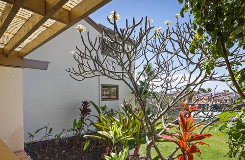 Kahaluu-Keauhou Condo | Aloha Condos, Kona Coast Resort, Townhome 7-106, Ocean View, AC