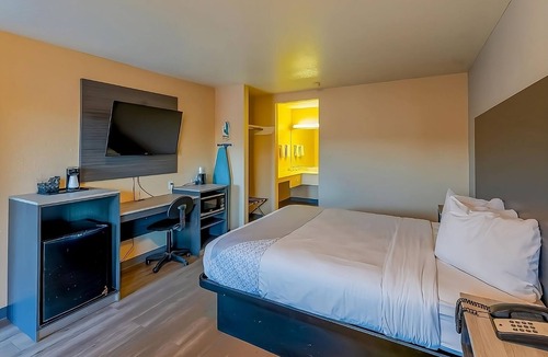 Sweet Home Hotel | Always a Great Idea To Unwind! With Outdoor Pool Access, and Free Parking!