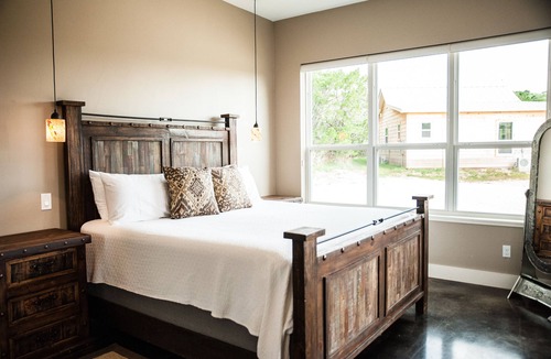 Dripping Springs Resort | Amazing 11 Casita resort w/pool pavilion Great for reunions, retreats and groups