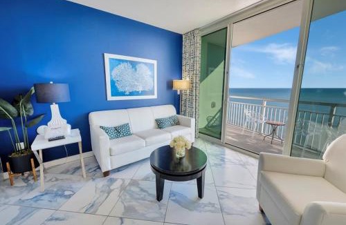 Downtown Myrtle Beach House | Amazing Beachfront Condo with Nice Hot tub & Pools
