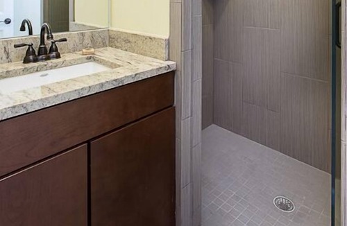 Bouldin Apartment | 'Amazing Location' SoCo Apartment - 1/2 Block to Restaurants, Shops, Live Music