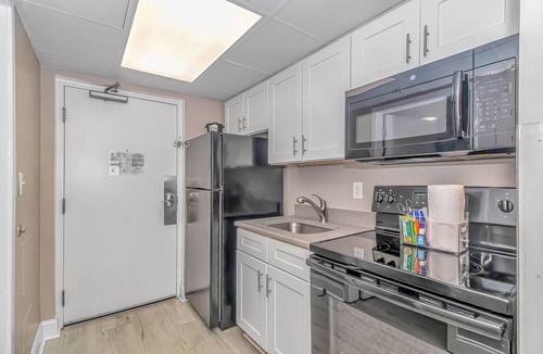 Myrtle Beach Condo | Amazing OCEAN FRONT Views! Newly Renovated! Walking Distance to All Myrtle.